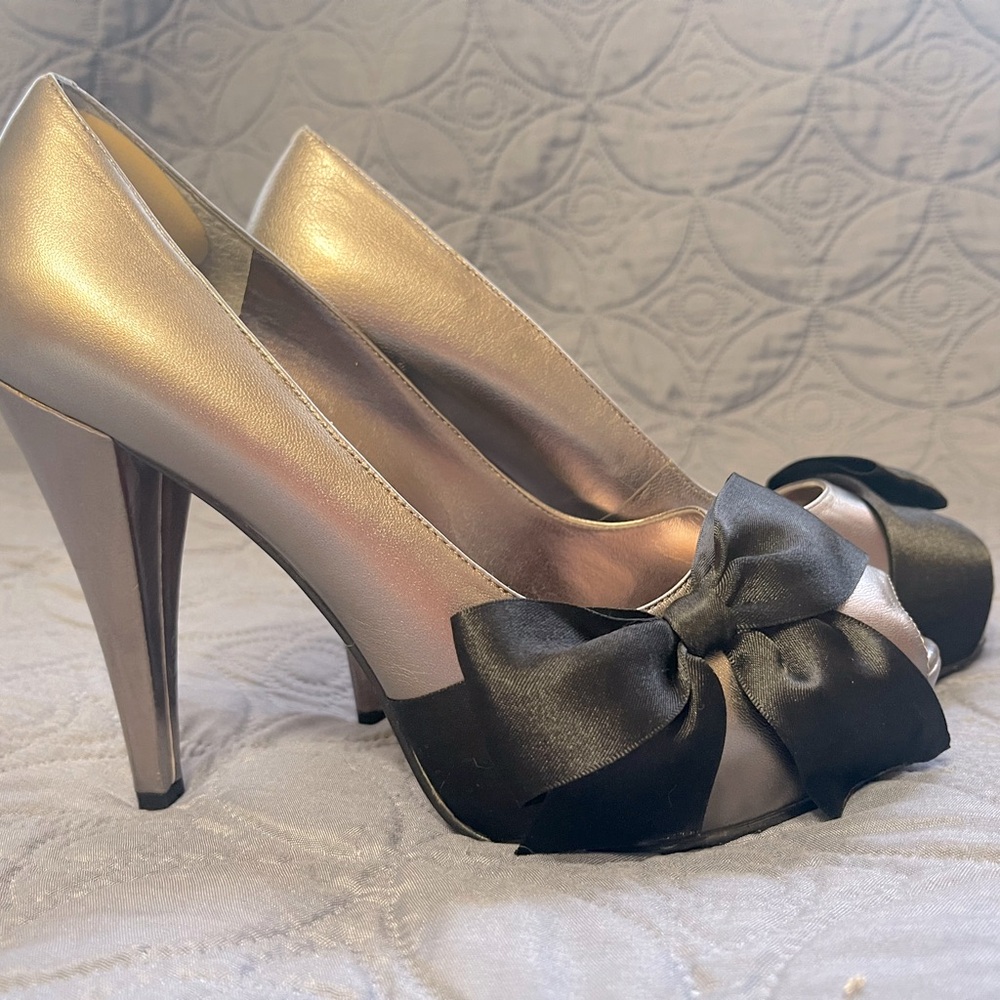 Paris Hilton Metallic Gold and Black Platform Heels with Bow